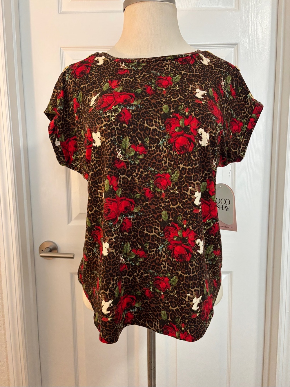 NWT Coco & Shay Leopard Floral Rose Top 1X Plus Gold Button Dressy Casual